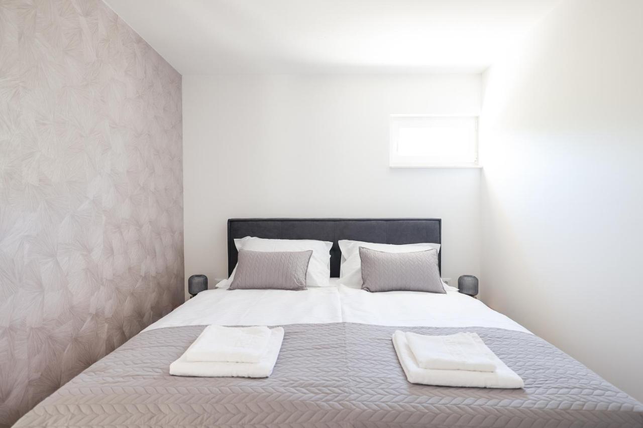 Apartments Mila 圣菲利普雅科夫 外观 照片