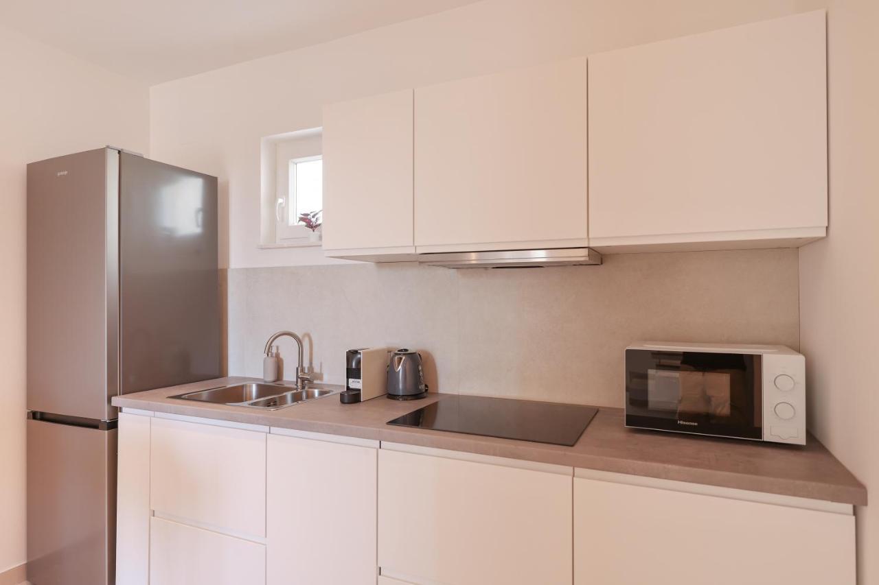 Apartments Mila 圣菲利普雅科夫 外观 照片